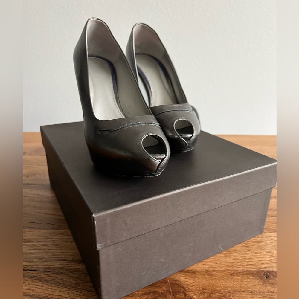 NAVYBOOT - High Heel Plateau Pumps